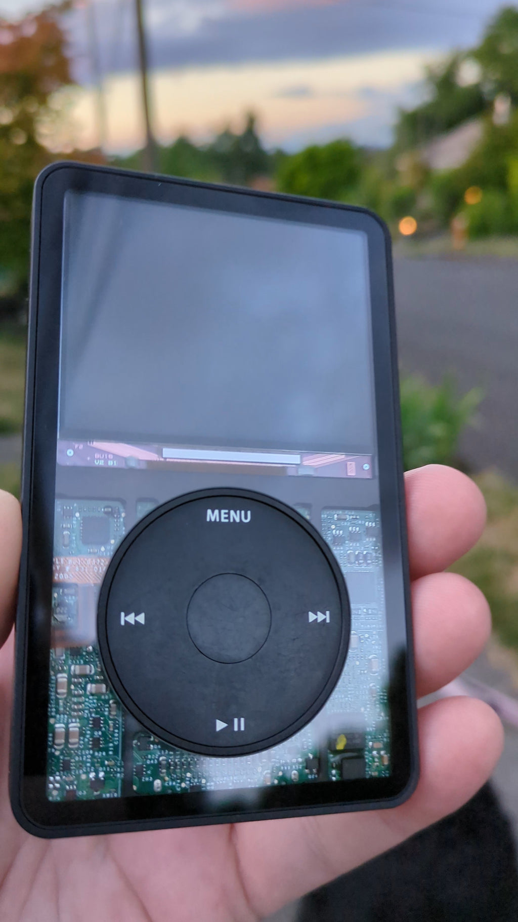 iPod w/ Slim BoxyPixel Metal Shell
