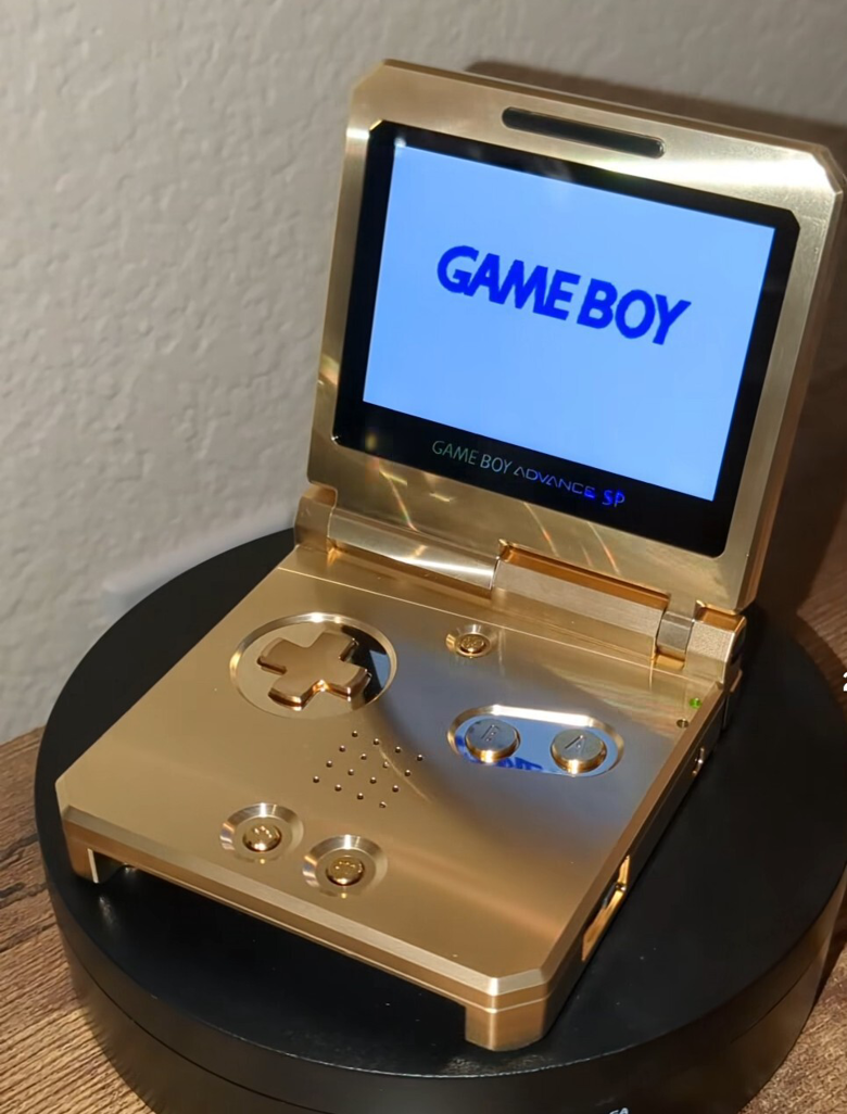 SP Hinged BoxyPixel Metal Console