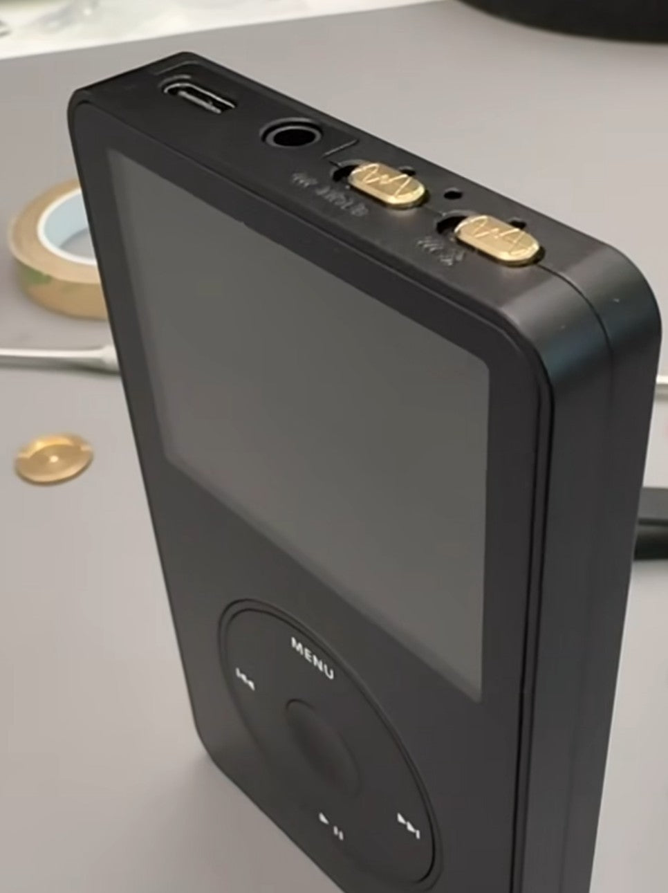 iPod w/ Slim BoxyPixel Metal Shell